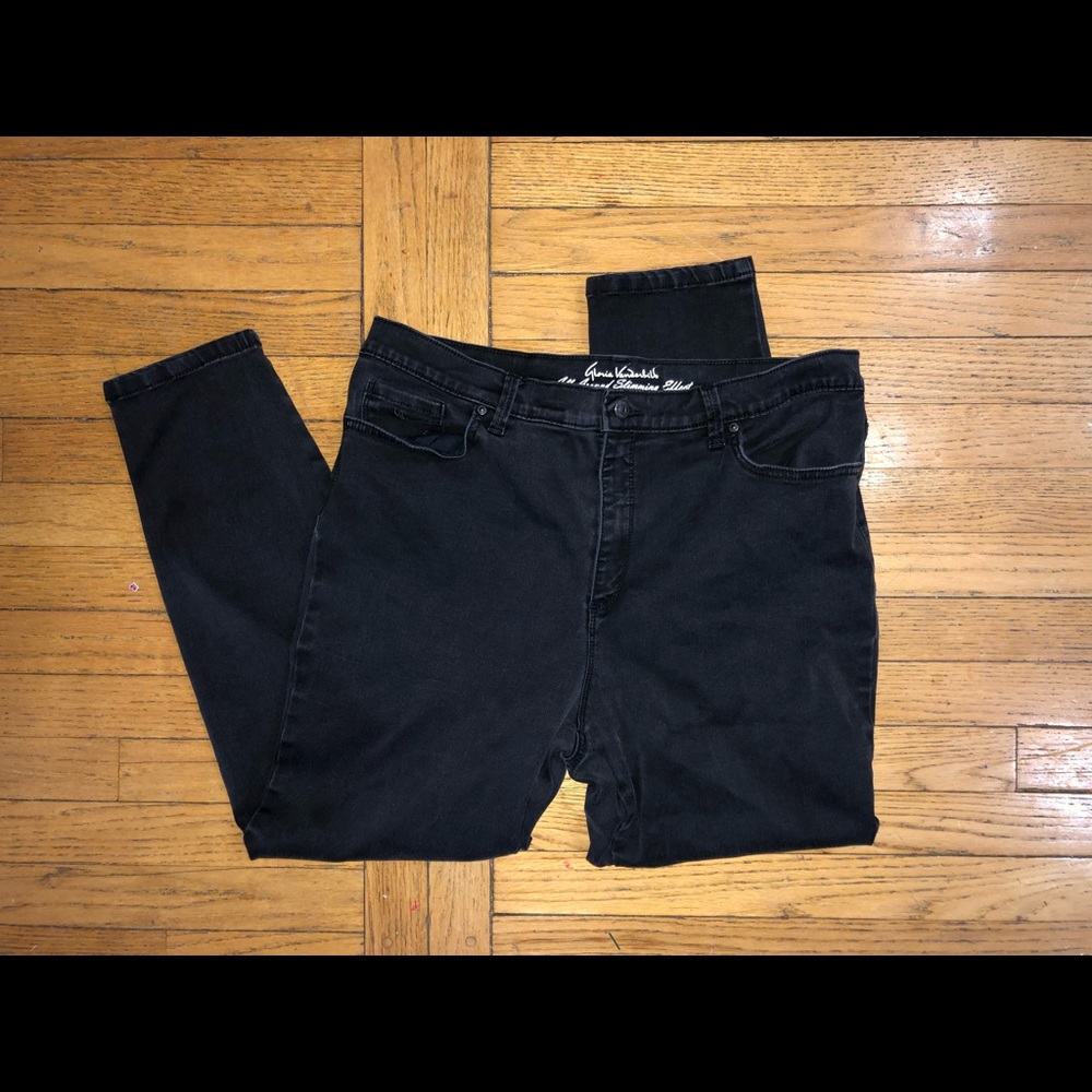 Gloria Vanderbilt jeans size 18